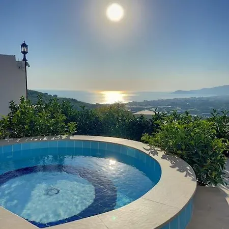 Sea View With Jacuzzi, 4 Bedrooms In - Dolcevita * Alanya